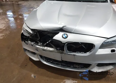 2013 BMW 528I xDrive z USA, uszkodzony, nr VIN WBAXH5C57DD113256